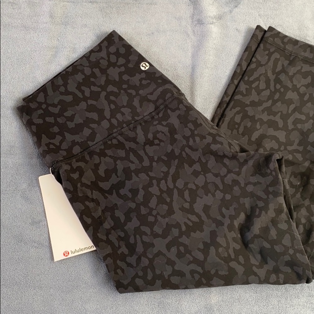 Lululemon align crop 21” - Picture 5 of 8